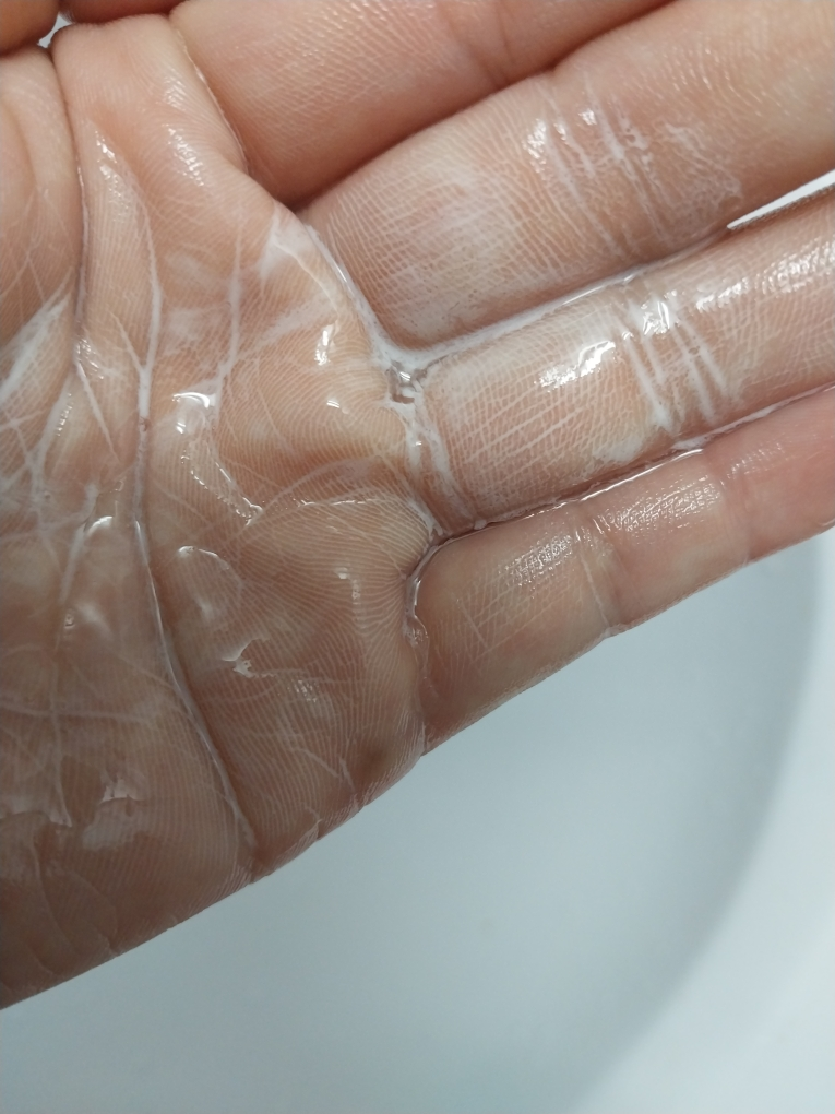 大颗粒日常洁面油的真实用户使用照片