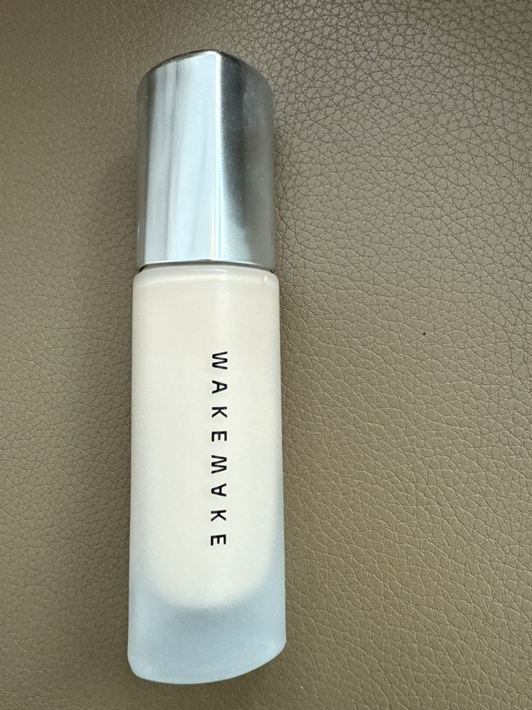 웨이크메이크 (wakemake) 워터 벨벳 커버 파운데이션 [SPF30/PA+++] [21 바닐라] review image