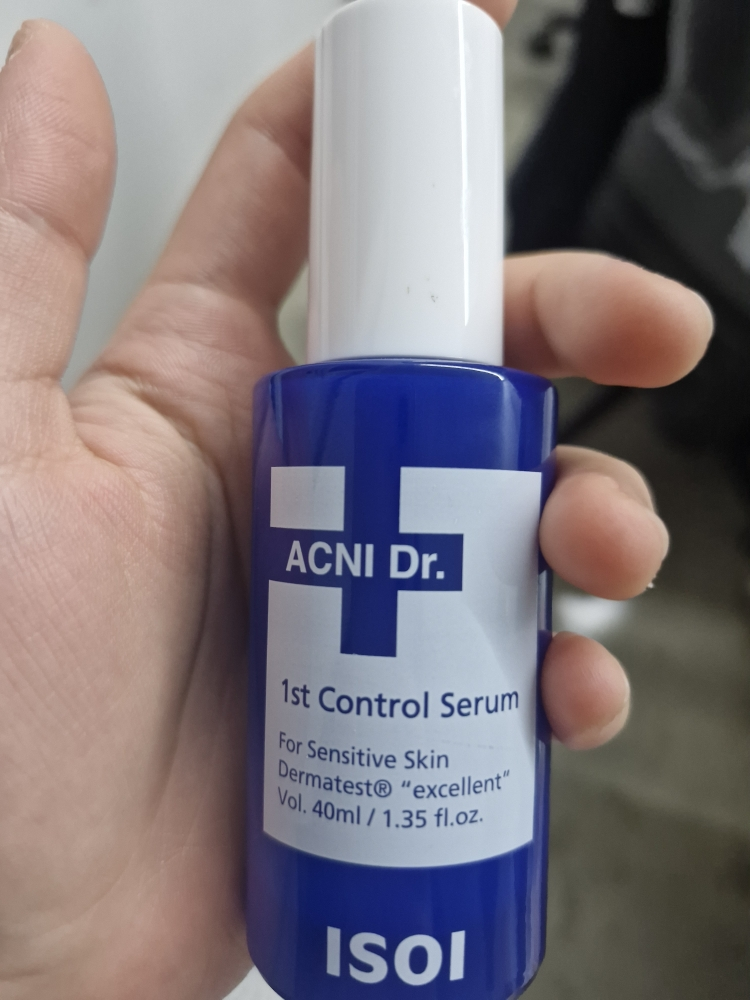 아이소이 (ISOI) 아크니 닥터 1st 컨트롤 세럼 review image