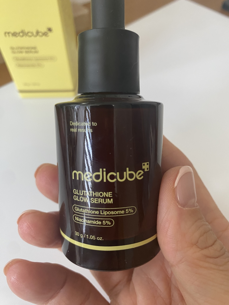 medicube AGE-R Glutathione Glow Serum Reviews for Combination Skin