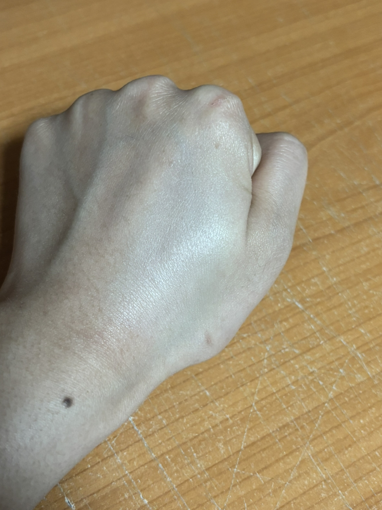 兰芝 新款气垫粉饼 [SPF46/PA++] [21C1 清凉米色] common.review image