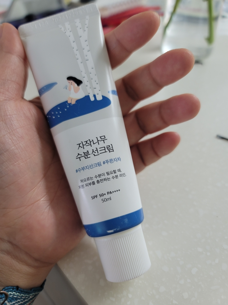 라운드랩 (ROUNDLAB) 자작나무 수분 선크림 [SPF50+/PA++++] review image