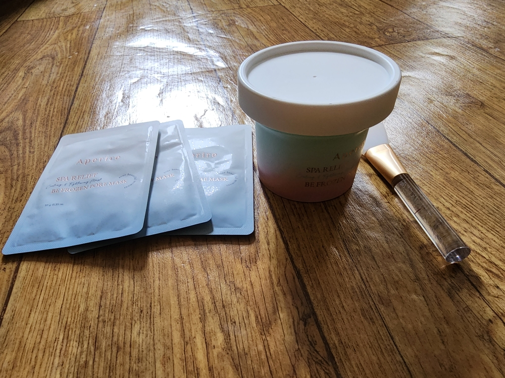 아페리레 (Aperire) 비 프로즌 빙하토 모공팩 review image