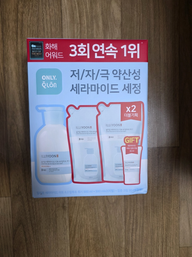 일리윤 (ILLIYOON) 세라마이드 아토 6.0 탑투토 워시 review image