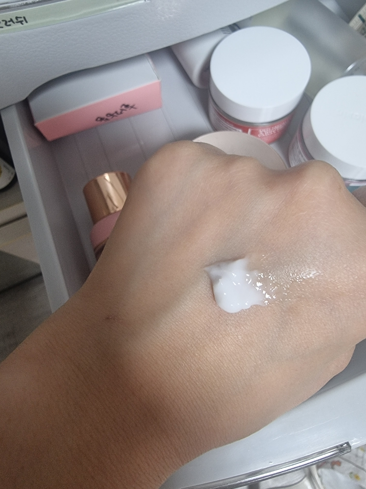 세레치피 (C.H.P) 온 뉴트리티브 크림 review image