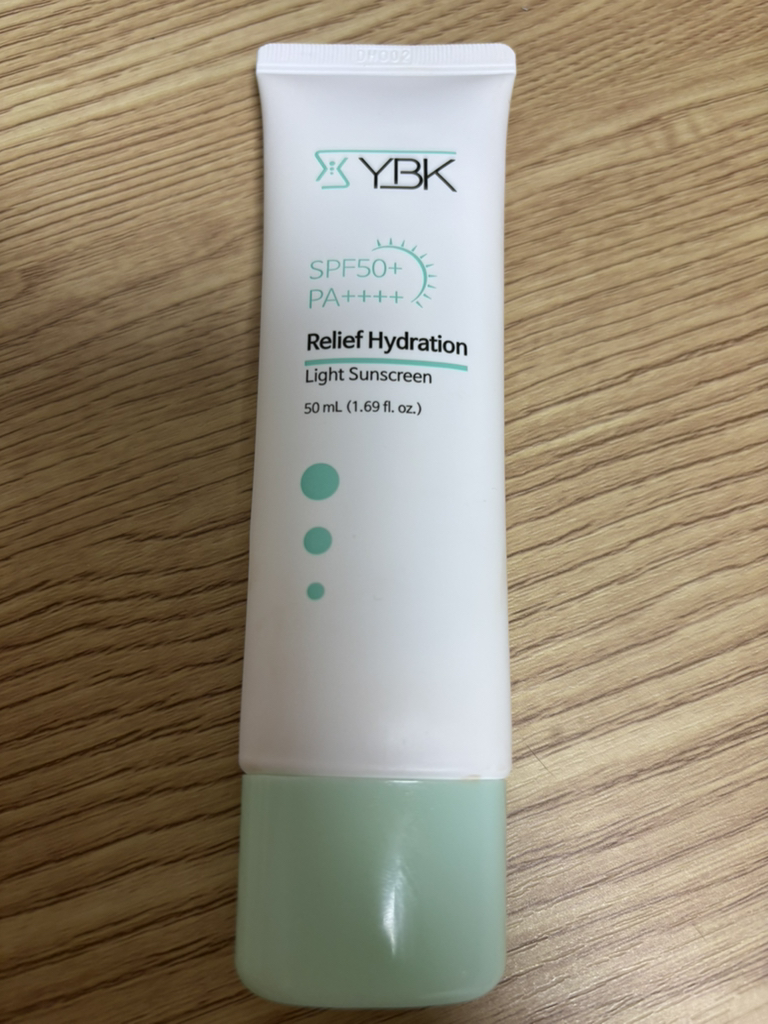 YBK (와이비케이) 릴리프 하이드레이션 라이트 썬스크린 [SPF50+/PA++++] review image