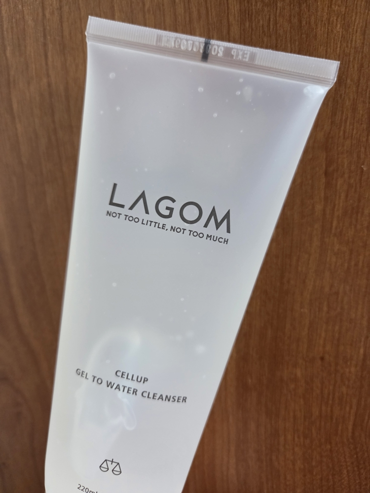 라곰 (LAGOM) 젤 투 워터 클렌저 review image