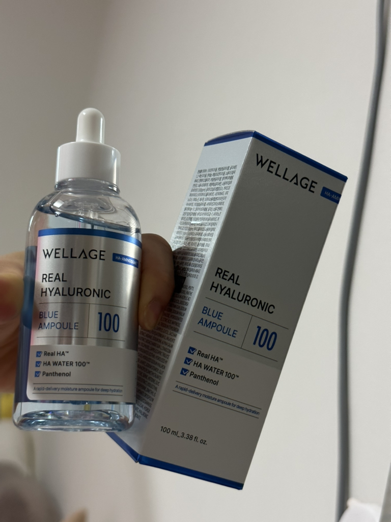 웰라쥬 (WELLAGE) 리얼 히알루로닉 블루 100 앰플 review image