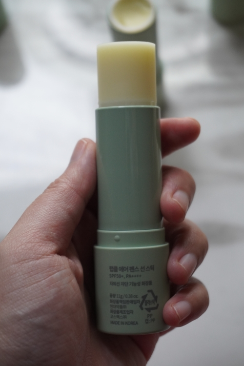 랩클 (LABCLE) 에어펜스 선스틱 [SPF50+/PA++++] review image