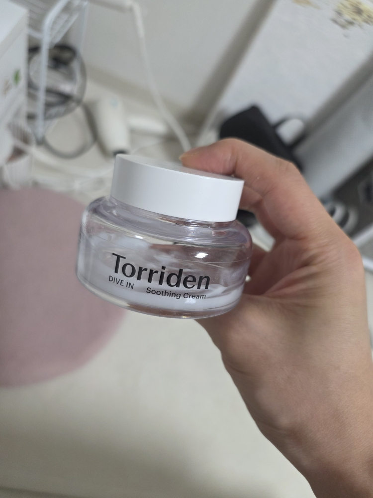 低分子玻尿酸保湿面霜的真实用户使用照片