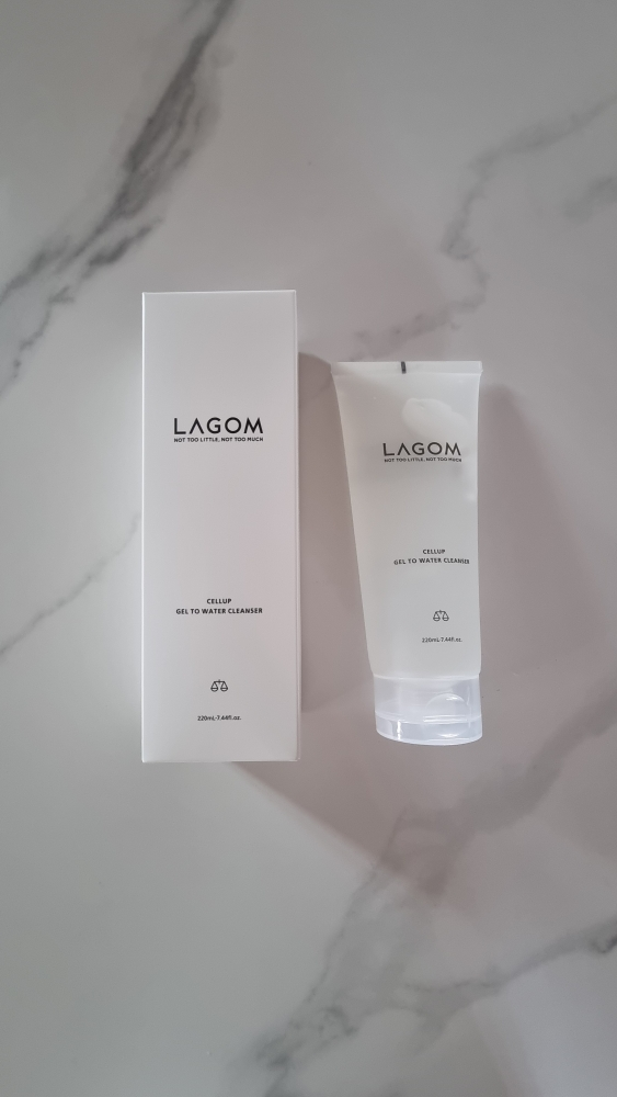 라곰 (LAGOM) 젤 투 워터 클렌저 review image