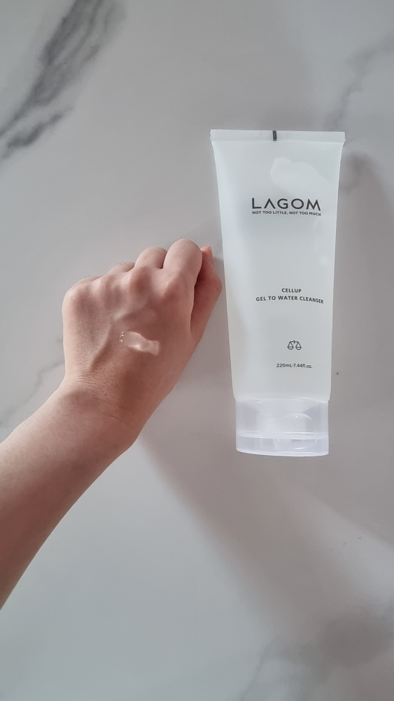 라곰 (LAGOM) 젤 투 워터 클렌저 review image