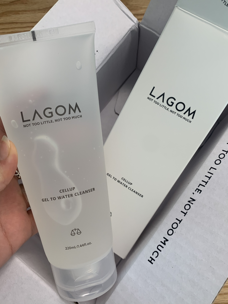 라곰 (LAGOM) 젤 투 워터 클렌저 review image