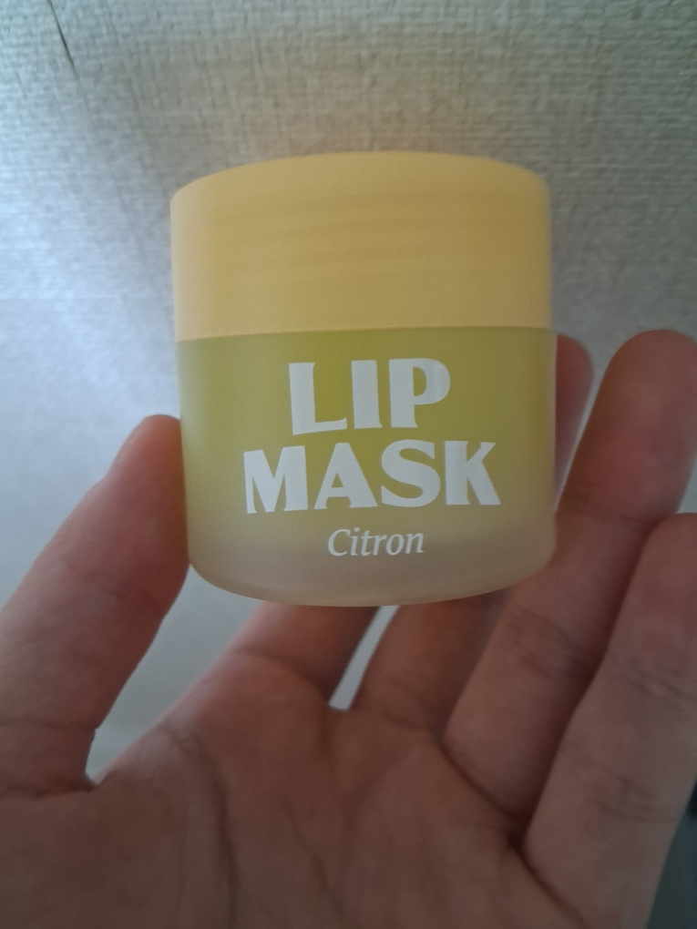 다이소 (daiso) 립 슬리핑 마스크 [유자] review image