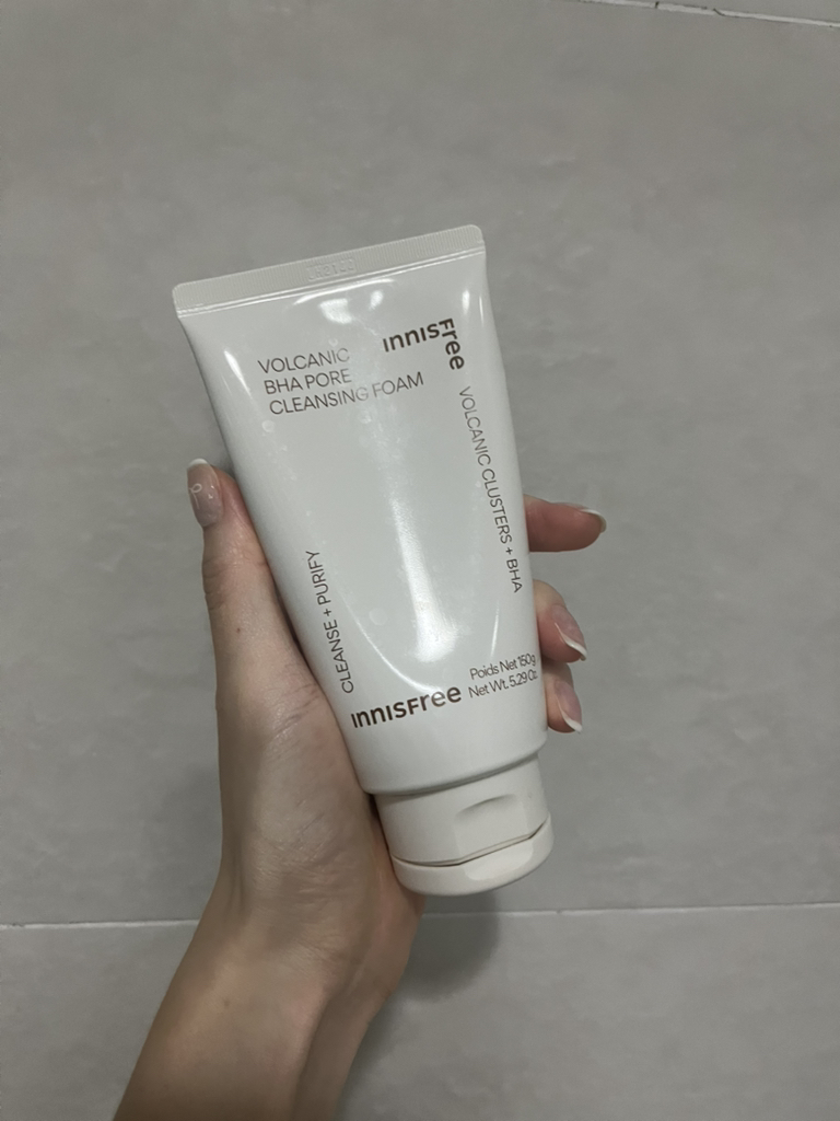 INNISFREE (悦诗风吟) 火山石孔洞洗面奶 common.review image