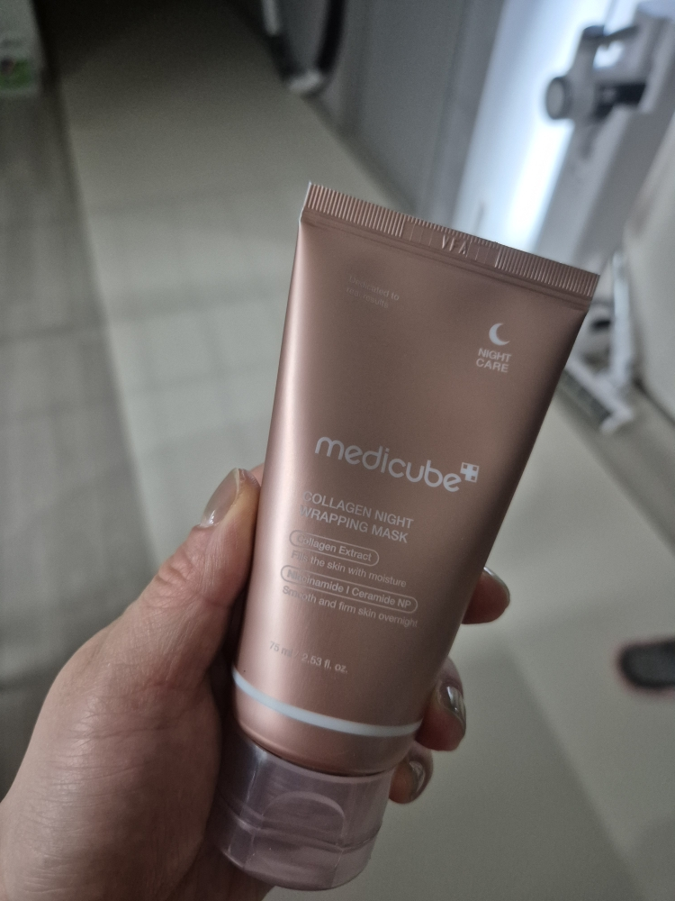 medicube (美蒂秋芙) 胶原蛋白夜间包裹面膜 common.review image