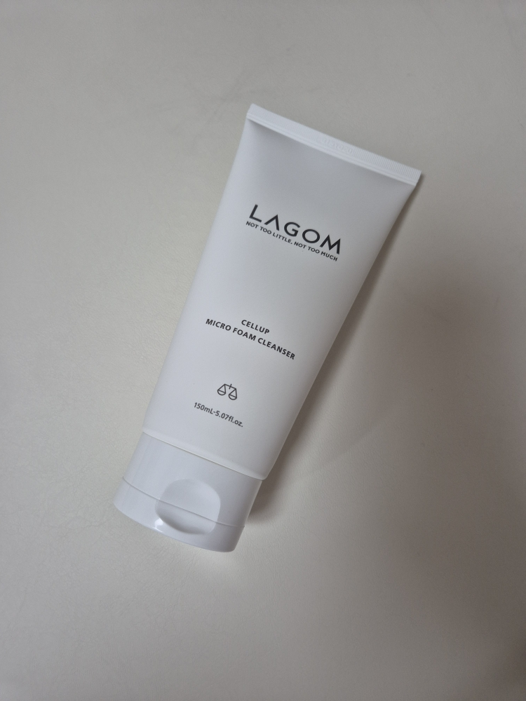 LAGOM 微泡沫洁面乳 common.review image
