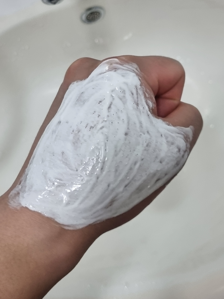 昆布安瓶洁面膏的真实用户使用照片