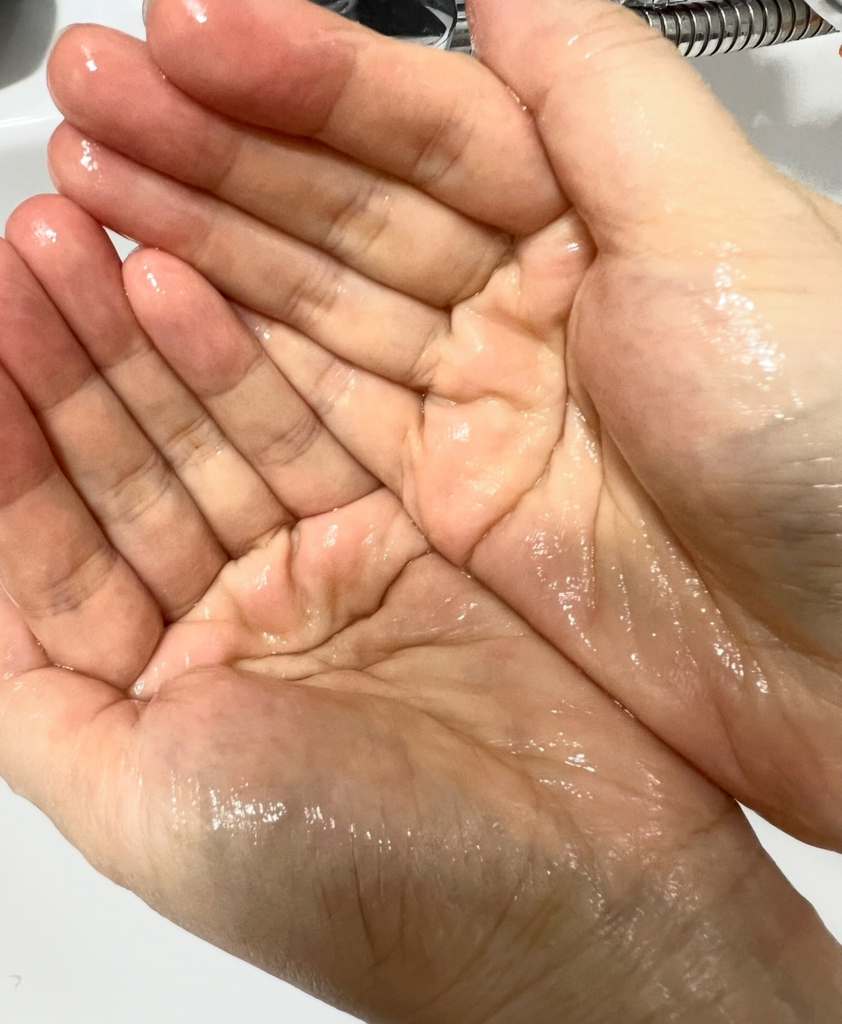水凝洁面乳的真实用户使用照片