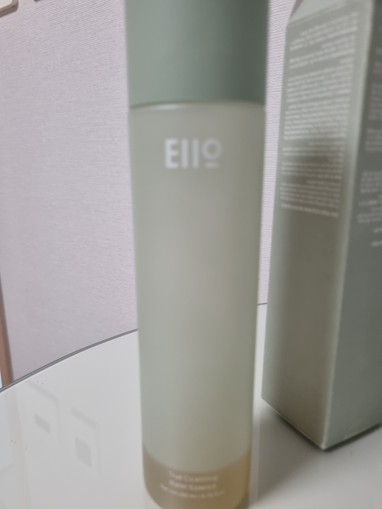 이아이오 (EIIO) 트루 시카밍 워터 에센스 review image