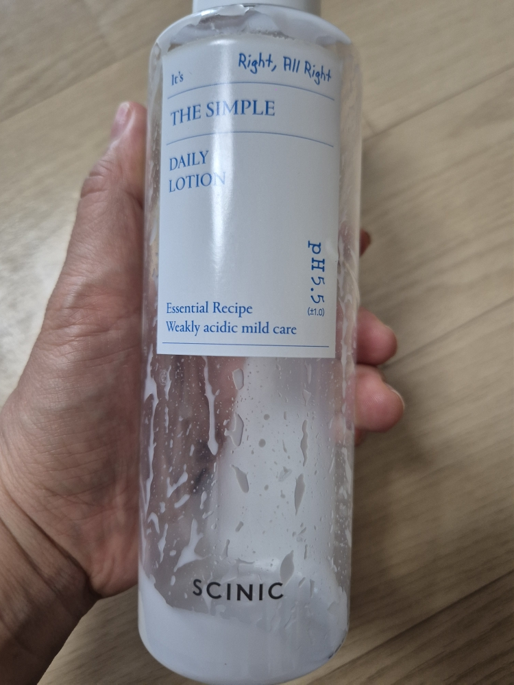 SCINIC 更简单的日常乳液 common.review image