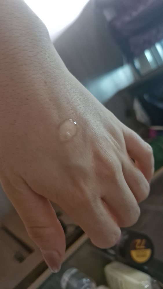 日常护肤精华的真实用户使用照片