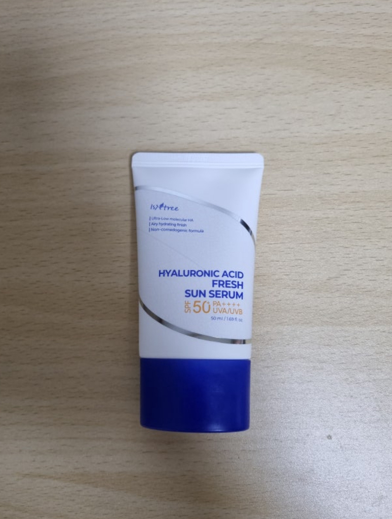 透明质酸清新防晒精华液 [SPF50+/PA++++]的真实用户使用照片