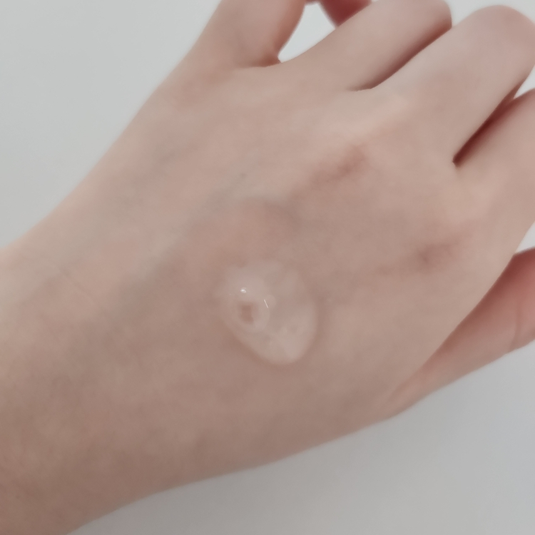日常护肤精华的真实用户使用照片
