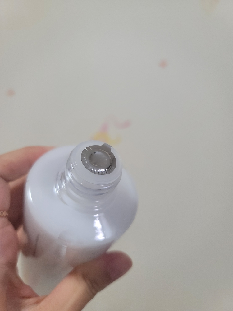 更简单的日常乳液的真实用户使用照片