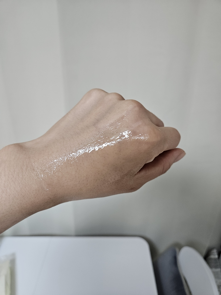 日常护肤精华的真实用户使用照片
