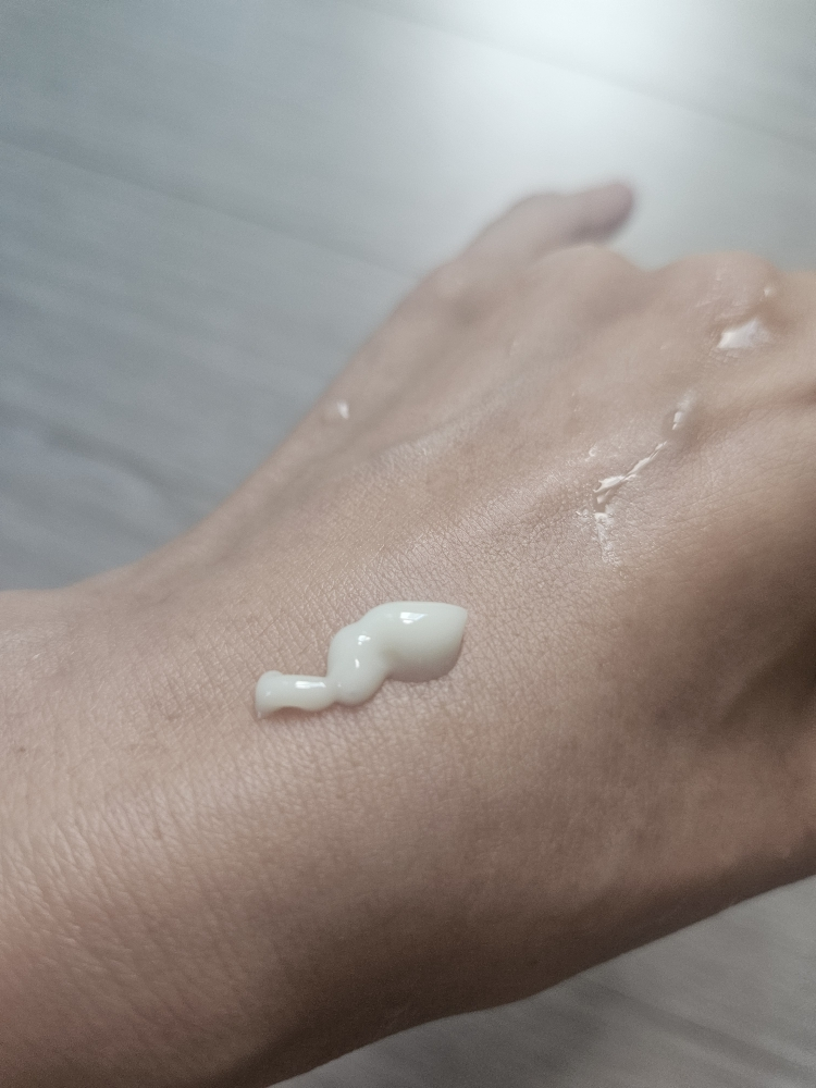 仪式隐形防晒霜 [SPF50+/PA++++]的真实用户使用照片