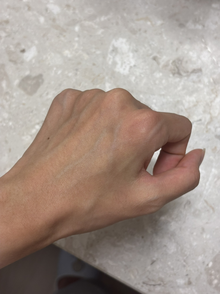 大师级水润防晒霜 [SPF50+/PA++++]的真实用户使用照片
