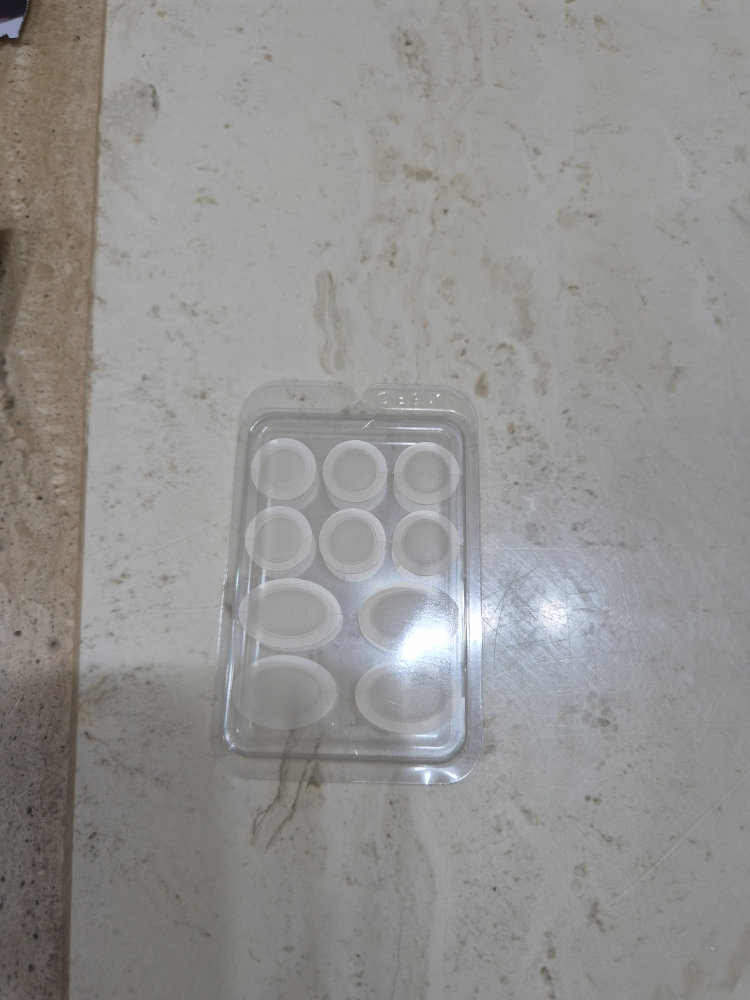微针剂外泌体斑点贴片的真实用户使用照片