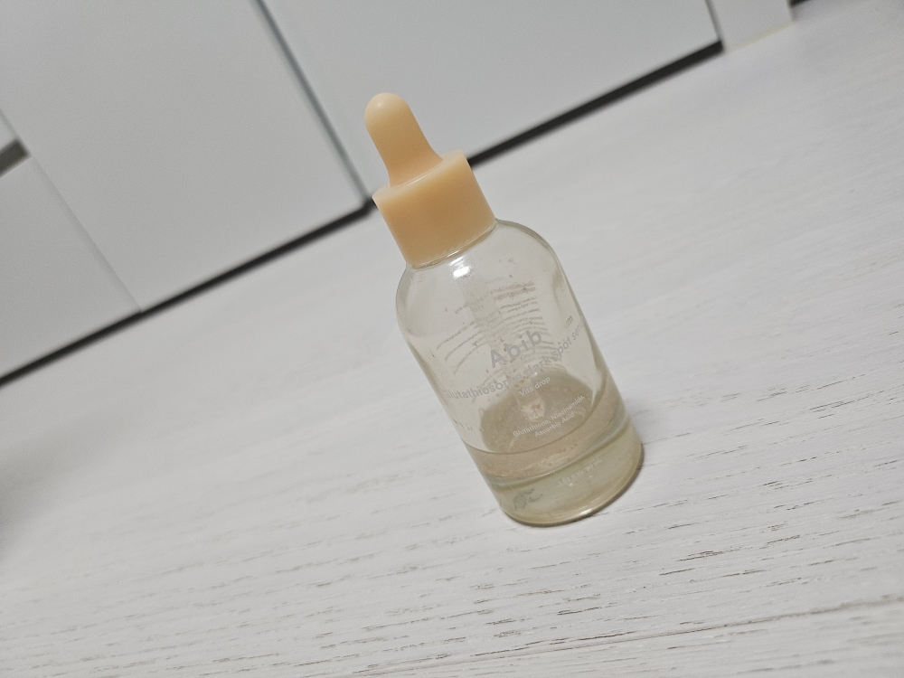 谷胱甘肽美白精华维他命滴剂的真实用户使用照片