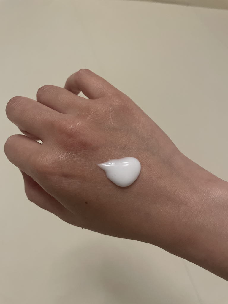 DMT 面部乳液的真实用户使用照片