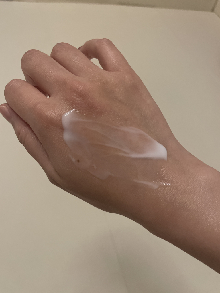 DMT 面部乳液的真实用户使用照片