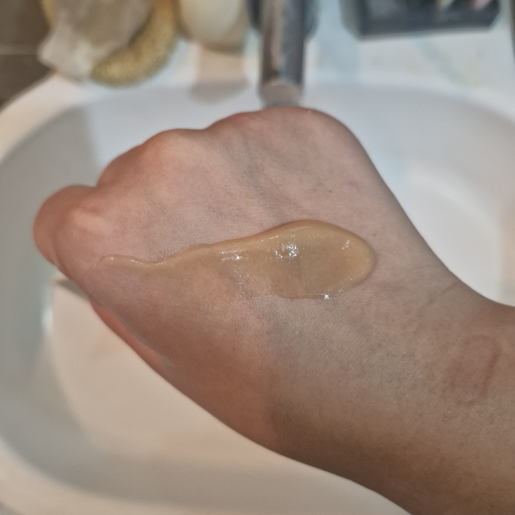 洗面奶 [杏仁雪葩]的真实用户使用照片