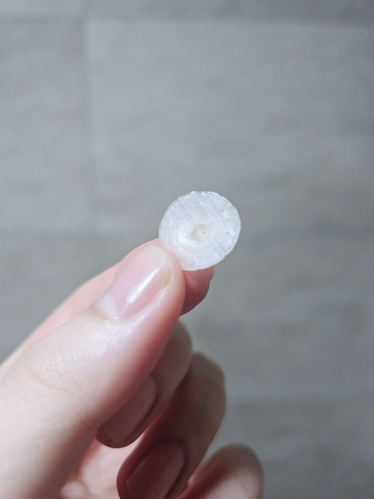 微针剂外泌体斑点贴片的真实用户使用照片