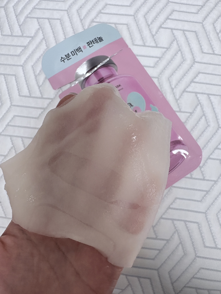 마몽드 (Mamonde) 플로라글로우 로즈 앰플 마스크팩 review image