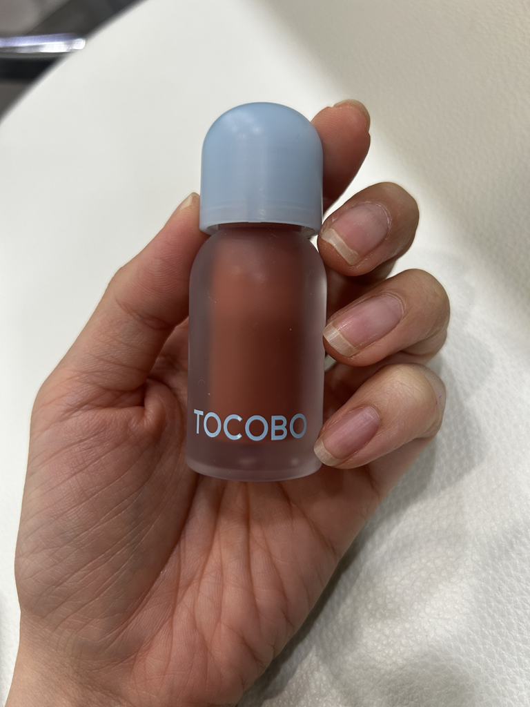 토코보 (TOCOBO) 쥬시 베리 플럼핑 립 오일 [#04 비터브라운] review image