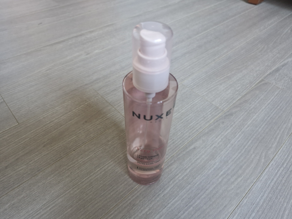 눅스 (NUXE) 베리로즈 래디언스 필링 에센스 review image