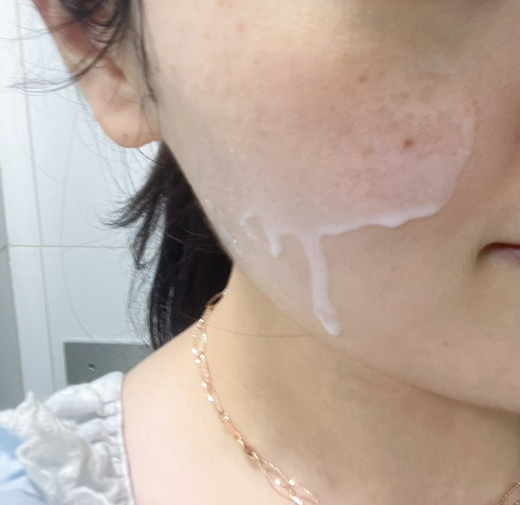 오휘 (OHUI) 미라클 모이스처 핑크베리어 스킨 소프너 review image