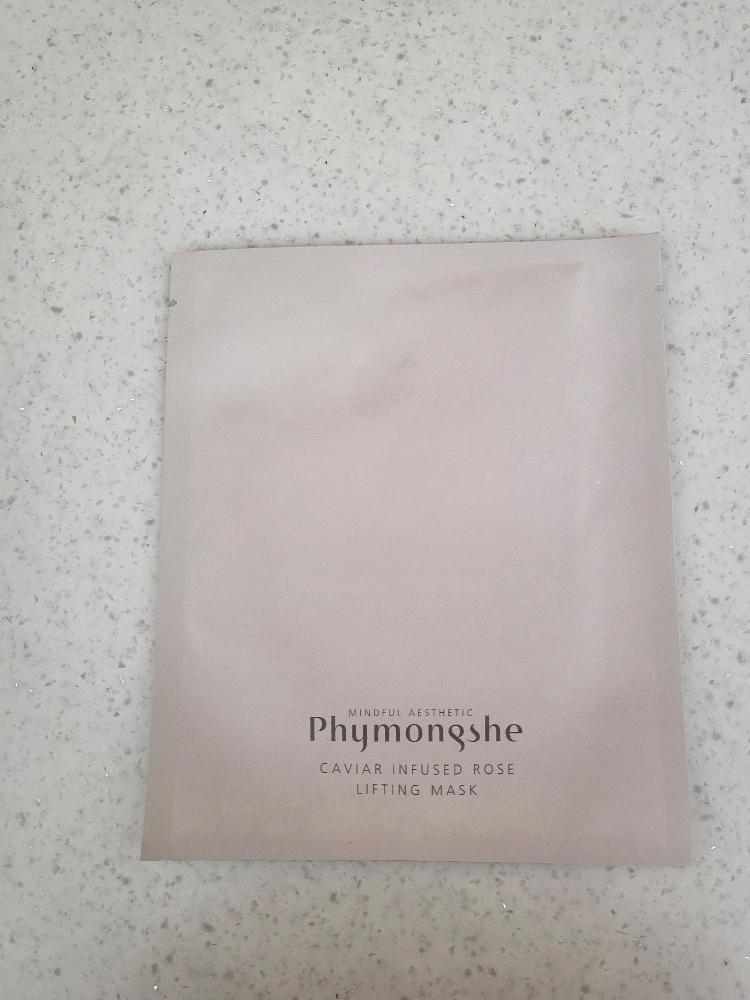 피몽쉐 (Phymongshe) 캐비어 인퓨즈드 로즈 리프팅 마스크 review image