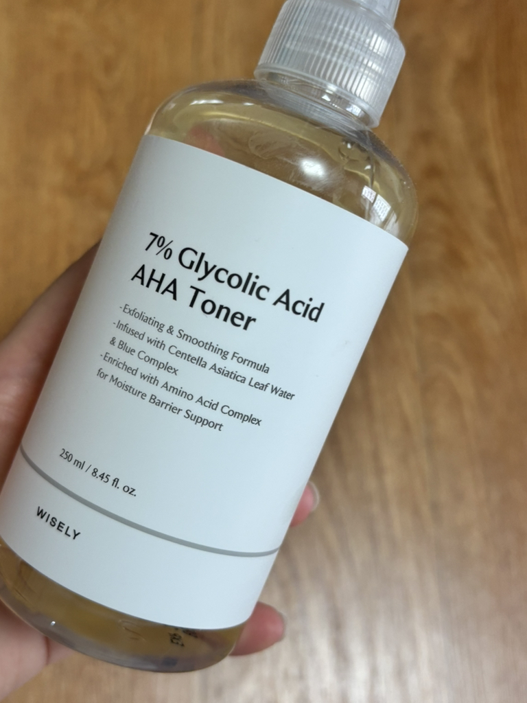 와이즐리 (wisely) 7% 글라이콜릭 애씨드 아하 토너 review image