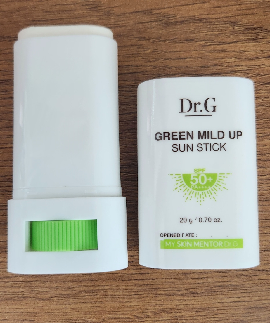닥터지 (Dr.G) 그린 마일드 업 선 스틱 [SPF50+/PA++++] review image