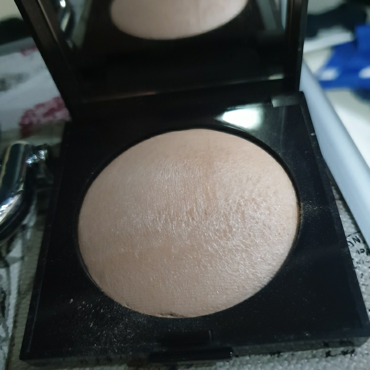 로라메르시에 (LAURAMERCIER) 매트 래디언스 베이크드 파우더 [01 하이라이트] review image