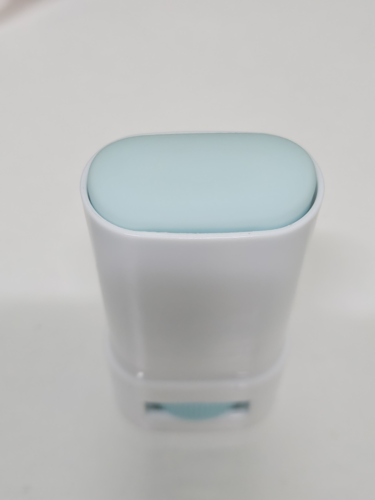 冰感镇定防晒棒 [SPF50+/PA++++]的真实用户使用照片