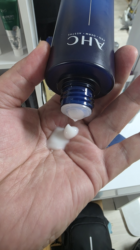 AHC (에이에이치씨) 온리포맨 로션 review image