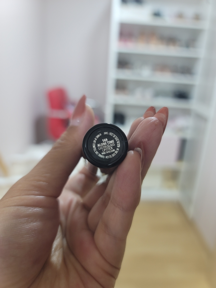 맥 (MAC) 러스터글래스 립스틱 [얼론타임] review image