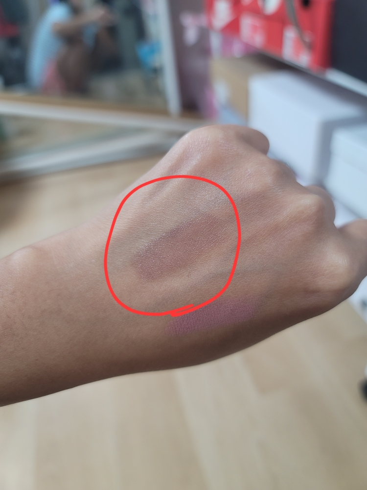 맥 (MAC) 러스터글래스 립스틱 [얼론타임] review image